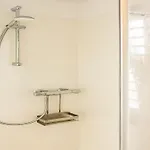 Havel Houseboat Serenity Úszó hotel *