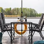 Úszó hotel Havel Houseboat Serenity *