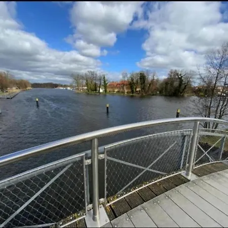Havel Houseboat Serenity Πλωτό κατάλυμα Zehdenick